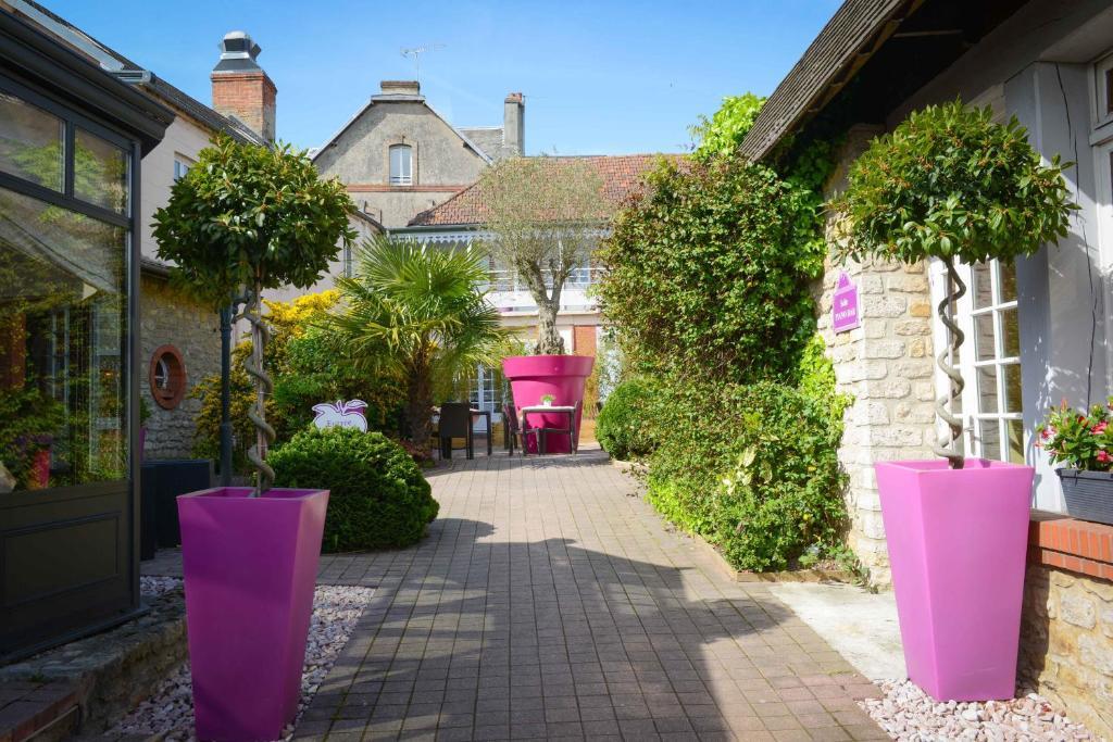 Logis Hotel Restaurant L'Auberge Normande Carentan Exteriér fotografie