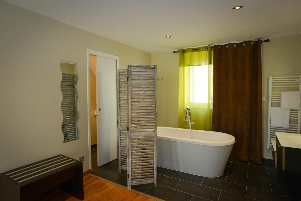 Logis Hotel Restaurant L'Auberge Normande Carentan Exteriér fotografie