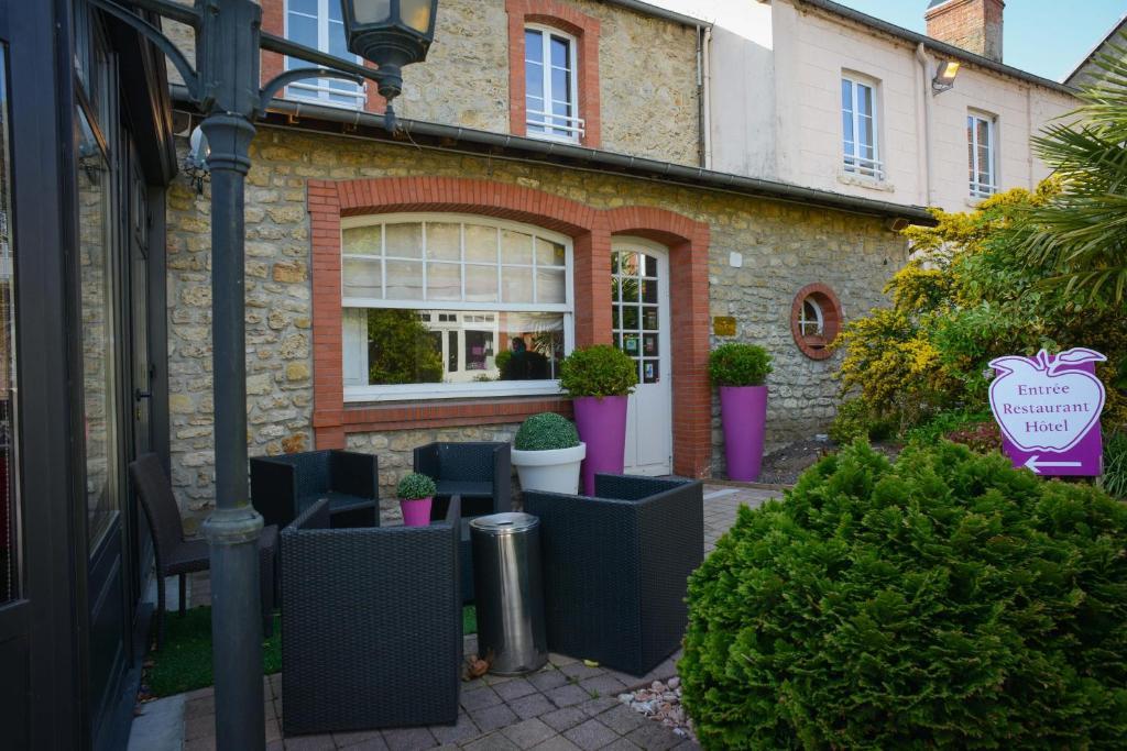 Logis Hotel Restaurant L'Auberge Normande Carentan Exteriér fotografie