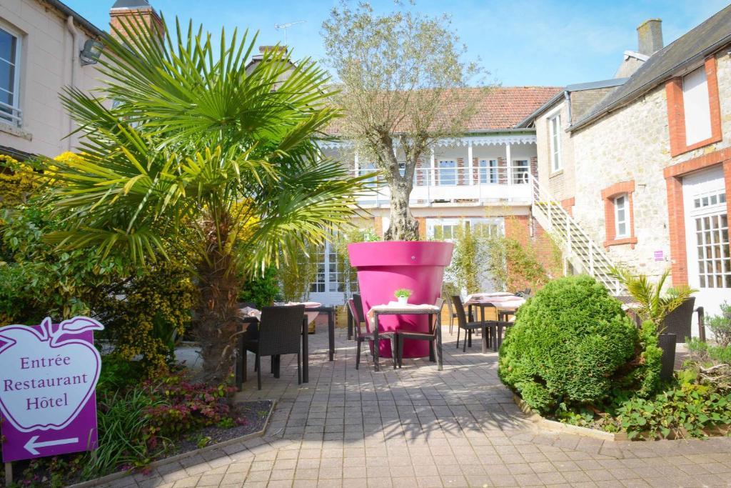 Logis Hotel Restaurant L'Auberge Normande Carentan Exteriér fotografie