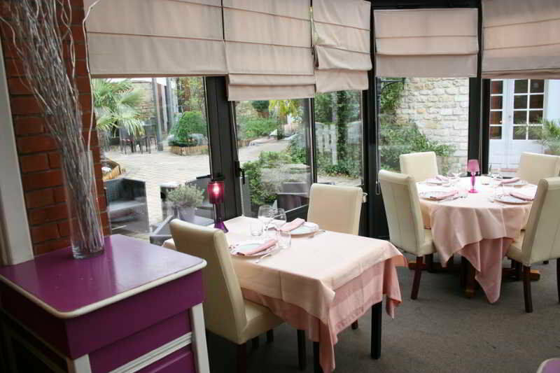 Logis Hotel Restaurant L'Auberge Normande Carentan Exteriér fotografie